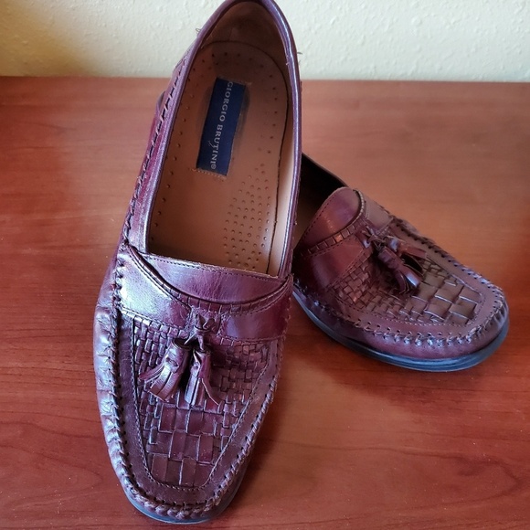 Giorgio Brutini Burgundy Leather Tassel Loafers - Picture 1 of 8